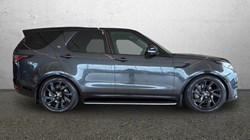 2023 (23) LAND ROVER DISCOVERY 3.0 D300 R-Dynamic SE 5dr Auto 5563139