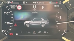 2023 (23) LAND ROVER DISCOVERY 3.0 D300 R-Dynamic SE 5dr Auto 5563169