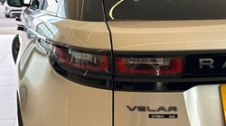 2020 (70) LAND ROVER RANGE ROVER VELAR 2.0 D180 R-Dynamic SE 5dr Auto 5559512