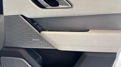 2020 (70) LAND ROVER RANGE ROVER VELAR 2.0 D180 R-Dynamic SE 5dr Auto 5559515