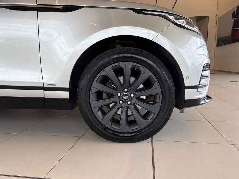 2020 (70) LAND ROVER RANGE ROVER VELAR 2.0 D180 R-Dynamic SE 5dr Auto 5559501