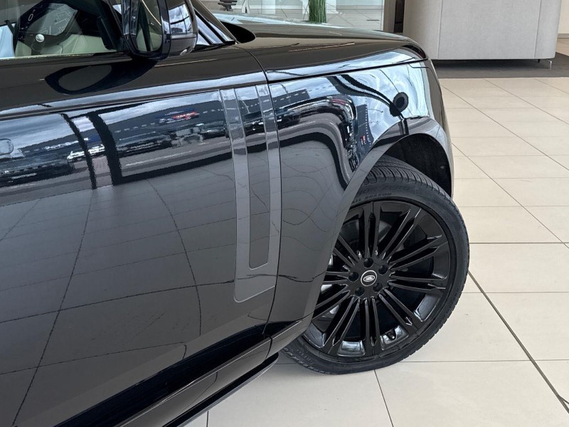 2023 (72) LAND ROVER RANGE ROVER 3.0 D300 SE 4dr Auto 5565913