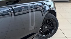 2023 (72) LAND ROVER RANGE ROVER 3.0 D300 SE 4dr Auto 5565913