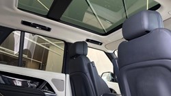 2023 (72) LAND ROVER RANGE ROVER 3.0 D300 SE 4dr Auto 5565885