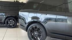 2023 (72) LAND ROVER RANGE ROVER 3.0 D300 SE 4dr Auto 5565917