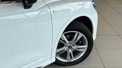2021 (70) AUDI Q3 35 TDI S Line 5dr S Tronic 5562831