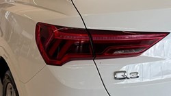 2021 (70) AUDI Q3 35 TDI S Line 5dr S Tronic 5562804
