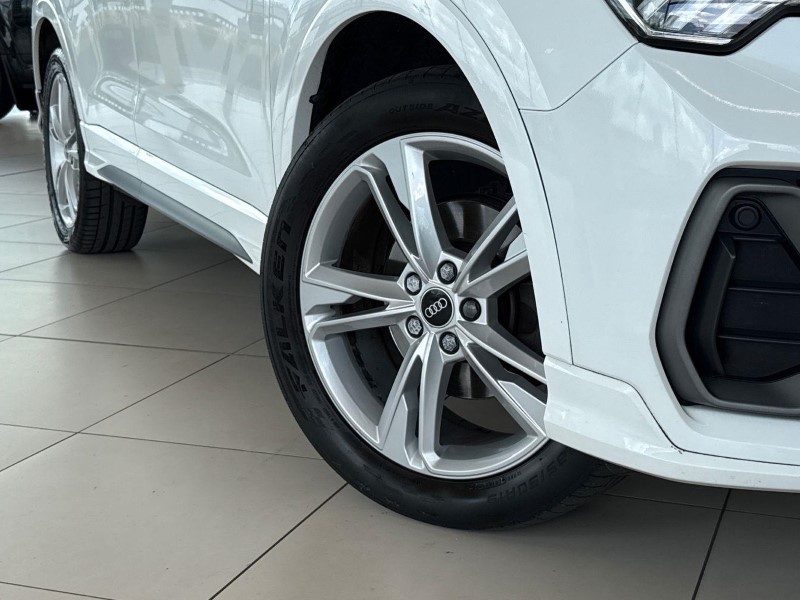 2021 (70) AUDI Q3 35 TDI S Line 5dr S Tronic 5562826