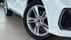 2021 (70) AUDI Q3 35 TDI S Line 5dr S Tronic 5562826