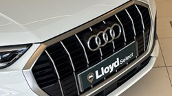 2021 (70) AUDI Q3 35 TDI S Line 5dr S Tronic 5562825
