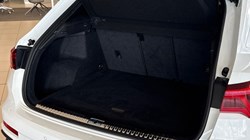 2021 (70) AUDI Q3 35 TDI S Line 5dr S Tronic 5562821
