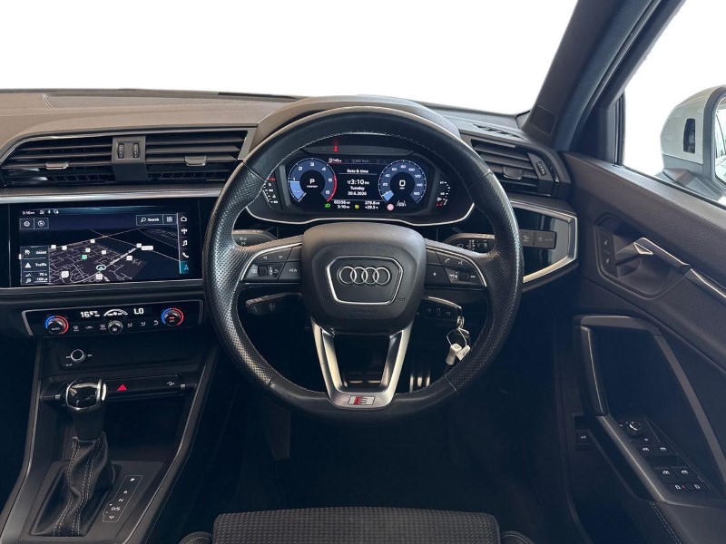2021 (70) AUDI Q3 35 TDI S Line 5dr S Tronic 5562800