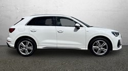 2021 (70) AUDI Q3 35 TDI S Line 5dr S Tronic 5562790