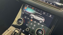 2019 (19) LAND ROVER RANGE ROVER EVOQUE 2.0 D180 R-Dynamic S 5dr Auto 5569732