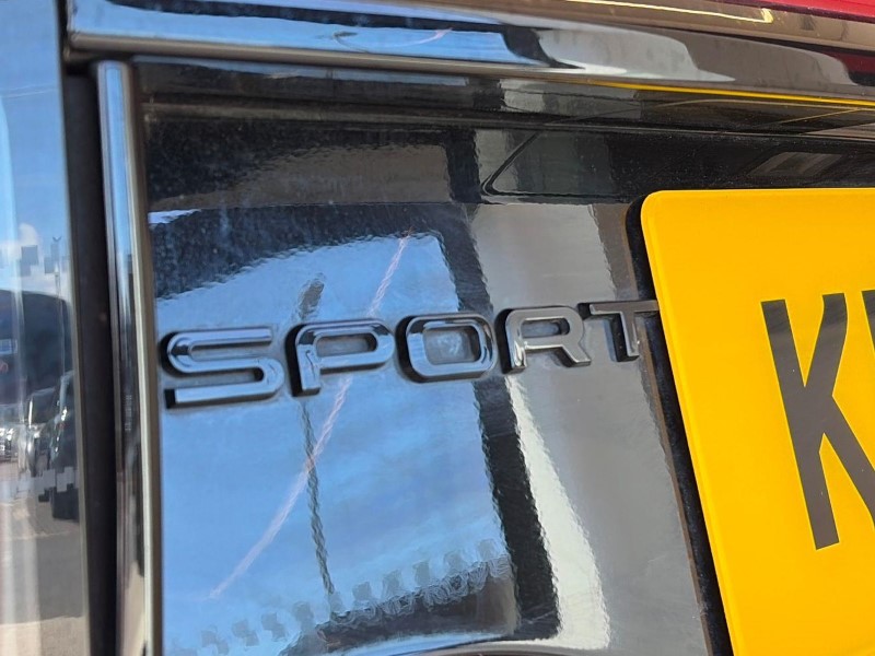 2022 (22) LAND ROVER DISCOVERY SPORT 2.0 D200 R-Dynamic HSE 5dr Auto 5590685