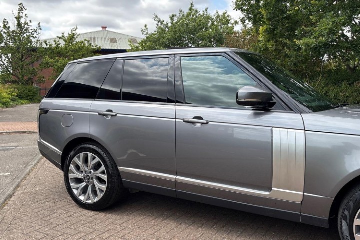 2021 (21) LAND ROVER RANGE ROVER 3.0 D300 Westminster 4dr Auto 5638053