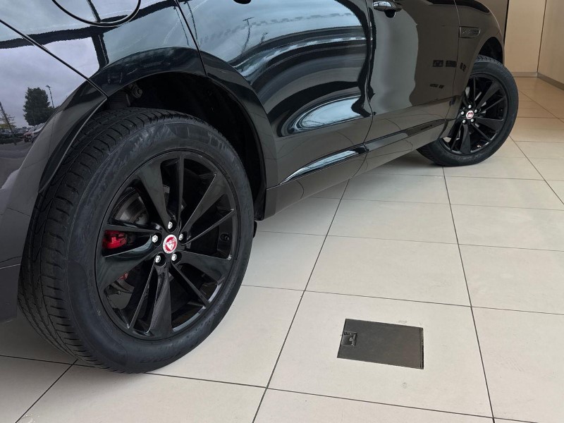 2023 (72) JAGUAR F-PACE 2.0 P250 R-Dynamic Black 5dr Auto AWD 5621454