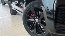 2023 (72) JAGUAR F-PACE 2.0 P250 R-Dynamic Black 5dr Auto AWD 5621450