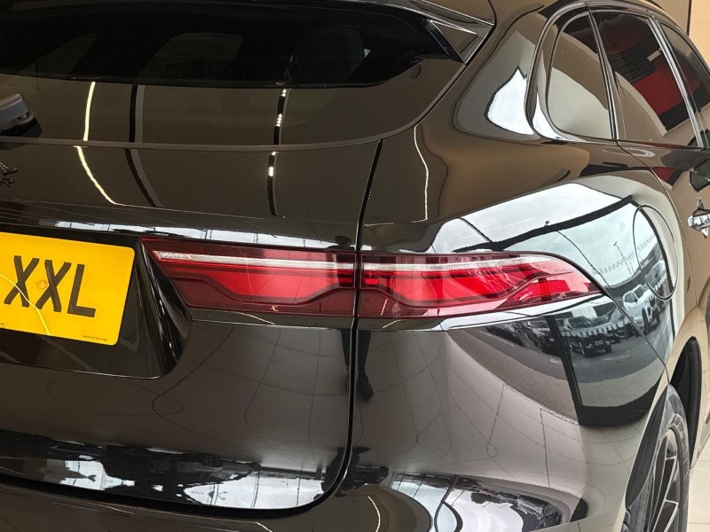 2023 (72) JAGUAR F-PACE 2.0 P250 R-Dynamic Black 5dr Auto AWD 5621453