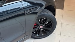 2023 (72) JAGUAR F-PACE 2.0 P250 R-Dynamic Black 5dr Auto AWD 5621455