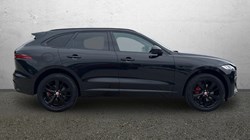 2023 (72) JAGUAR F-PACE 2.0 P250 R-Dynamic Black 5dr Auto AWD 5621410