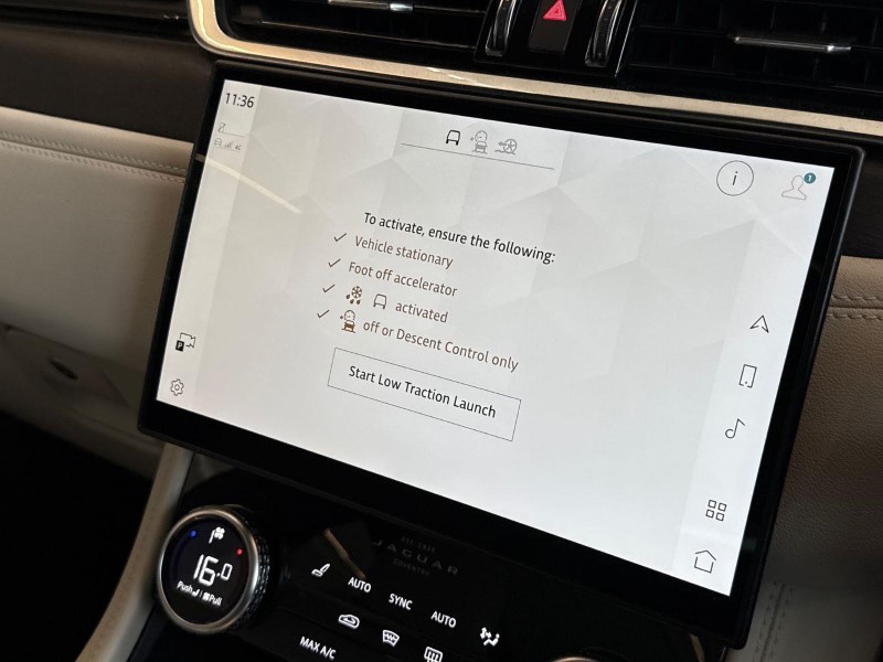 2023 (72) JAGUAR F-PACE 2.0 P250 R-Dynamic Black 5dr Auto AWD 5621438