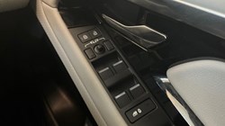 2022 (72) LAND ROVER RANGE ROVER EVOQUE 1.5 P300e R-Dynamic S 5dr Auto 5622003