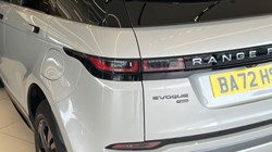 2022 (72) LAND ROVER RANGE ROVER EVOQUE 1.5 P300e R-Dynamic S 5dr Auto 5622000