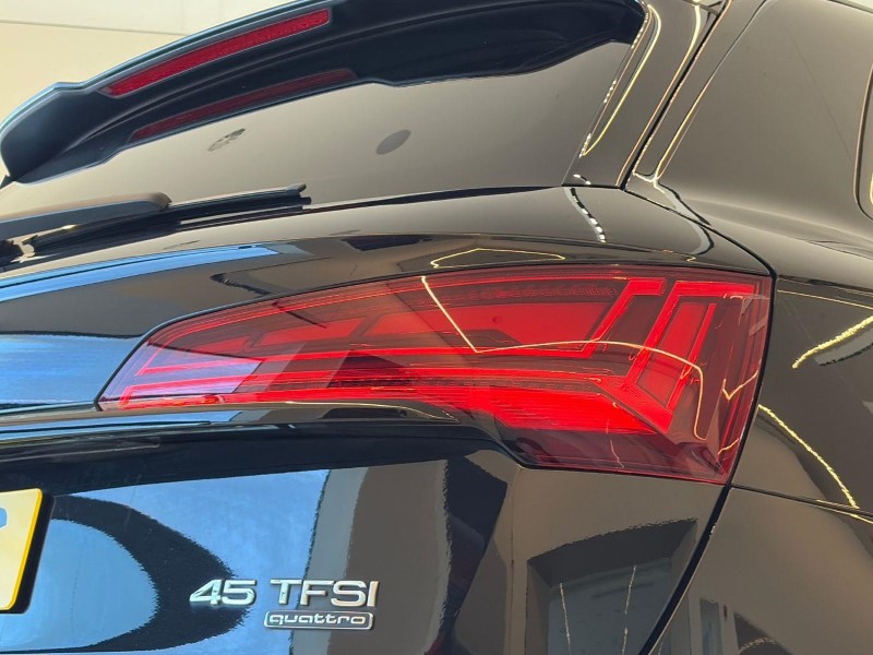 2022 (22) AUDI Q5 45 TFSI Quattro Edition 1 5dr S Tronic 5601541