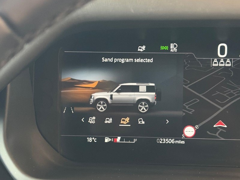 2024 (73) LAND ROVER DEFENDER 2.0 P300 X-Dynamic HSE 90 3dr Auto 5652769