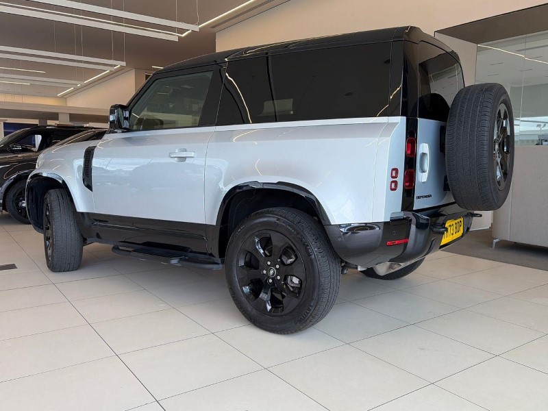 2024 (73) LAND ROVER DEFENDER 2.0 P300 X-Dynamic HSE 90 3dr Auto 5652788