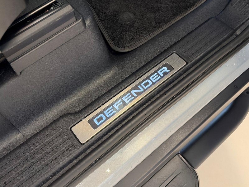 2024 (73) LAND ROVER DEFENDER 2.0 P300 X-Dynamic HSE 90 3dr Auto 5652774