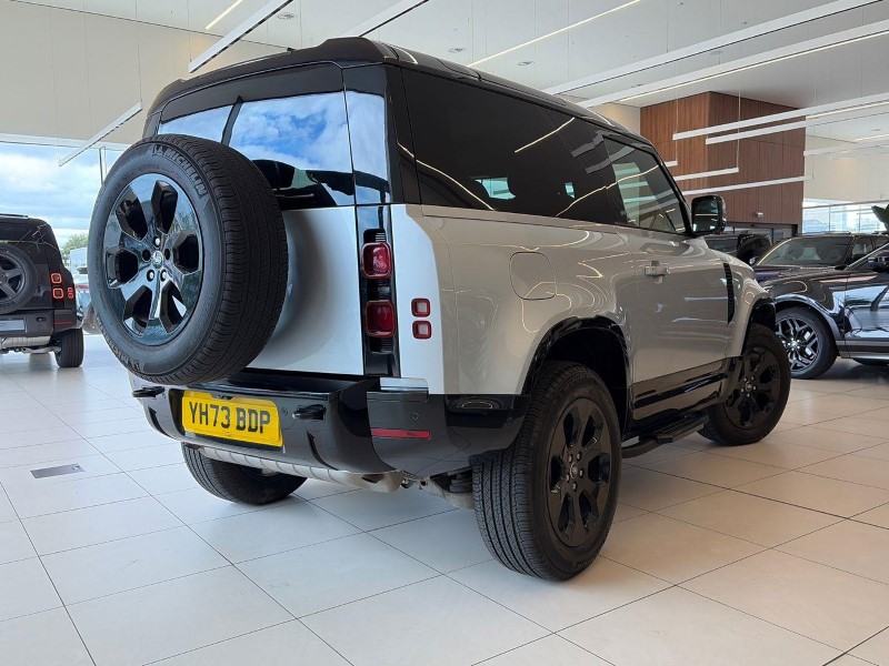 2024 (73) LAND ROVER DEFENDER 2.0 P300 X-Dynamic HSE 90 3dr Auto 5652787