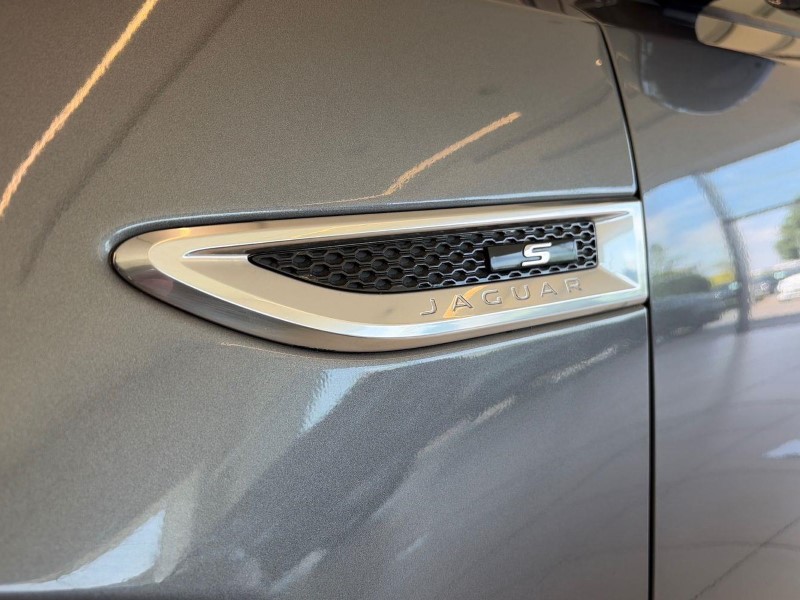 2020 (70) JAGUAR E-PACE 2.0d [180] R-Dynamic S 5dr Auto 5618312