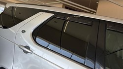 2017 (17) LAND ROVER DISCOVERY 3.0 TD6 HSE Luxury 5dr Auto 5628366