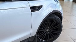 2017 (17) LAND ROVER DISCOVERY 3.0 TD6 HSE Luxury 5dr Auto 5628364