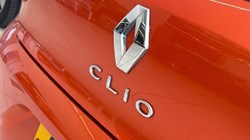 2021 (21) RENAULT CLIO 1.0 TCe 90 Iconic 5dr 5647158