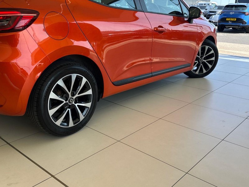 2021 (21) RENAULT CLIO 1.0 TCe 90 Iconic 5dr 5647160