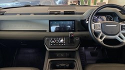 2022 (22) LAND ROVER DEFENDER 3.0 D250 X-Dynamic S 110 5dr Auto 5643624