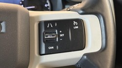 2022 (22) LAND ROVER DEFENDER 3.0 D250 X-Dynamic S 110 5dr Auto 5643638