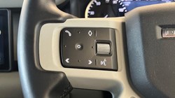 2022 (22) LAND ROVER DEFENDER 3.0 D250 X-Dynamic S 110 5dr Auto 5643637