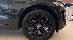 2024 (74) JAGUAR F-PACE 2.0 D200 R-Dynamic HSE Black 90th Anniv 5dr Auto 5637351