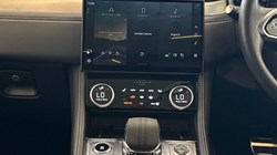 2023 (23) JAGUAR F-PACE 2.0 D200 R-Dynamic SE Black 5dr Auto AWD 5639299