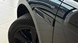 2023 (23) JAGUAR F-PACE 2.0 D200 R-Dynamic SE Black 5dr Auto AWD 5639305