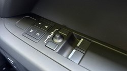 2025 (25) LAND ROVER DEFENDER 3.0 D350 X-Dynamic SE 90 3dr Auto 5603407