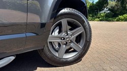 2025 (25) LAND ROVER DEFENDER 3.0 D350 X-Dynamic SE 90 3dr Auto 5603436