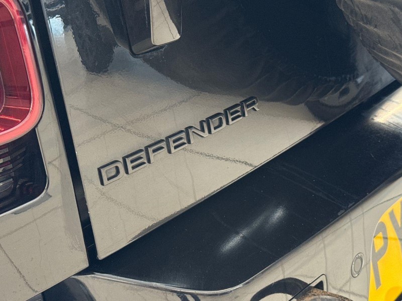 2024 (73) LAND ROVER DEFENDER 3.0 D300 X-Dynamic HSE 130 5dr Auto [8 Seat] 5632932
