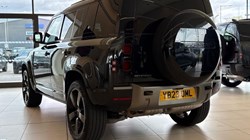 2023 (23) LAND ROVER DEFENDER 3.0 D250 X-Dynamic HSE 110 5dr Auto 5656642
