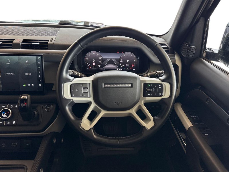 2023 (23) LAND ROVER DEFENDER 3.0 D250 X-Dynamic HSE 110 5dr Auto 5656605