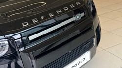 2023 (23) LAND ROVER DEFENDER 3.0 D250 X-Dynamic HSE 110 5dr Auto 5656631